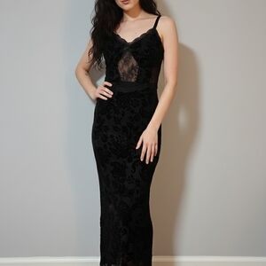 Elegant Black Lace Dress